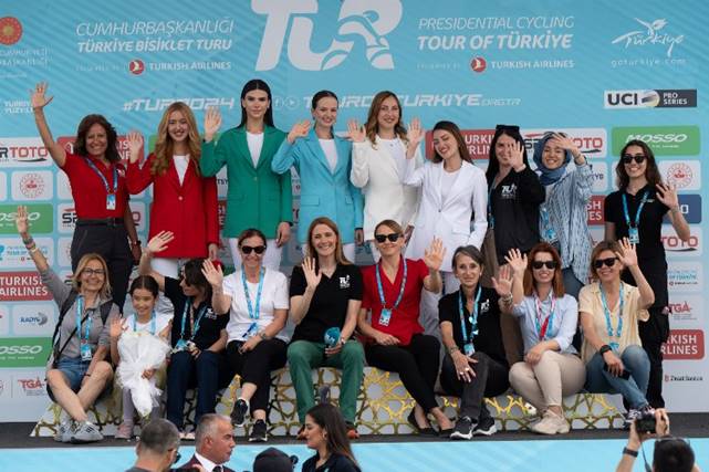 Dev organizasyonda eşitlik önde