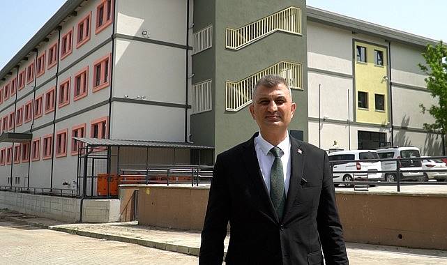 Gölcük Koray Aydın Parkı mevkiinde bulunan atıl haldeki kalıcı iş merkezi, Gölcük Belediyesi’nin girişimleri sonucunda eğitim yuvasına dönüştü