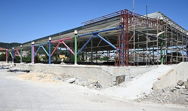 Göynük pazar yerinde çalışmalar devam ediyor