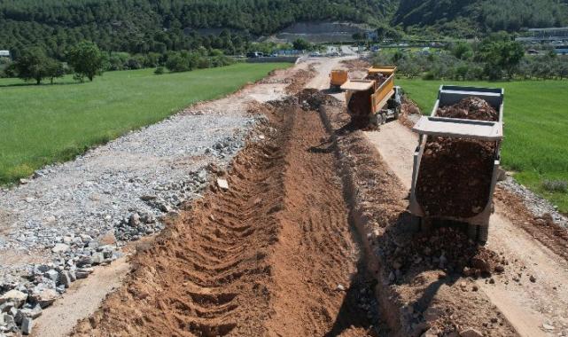 Muğla otogar yolunda çalışmalar devam ediyor