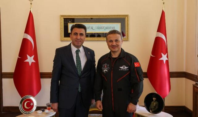 Alper Gezeravcı’dan Vali Aygöl’e ziyaret