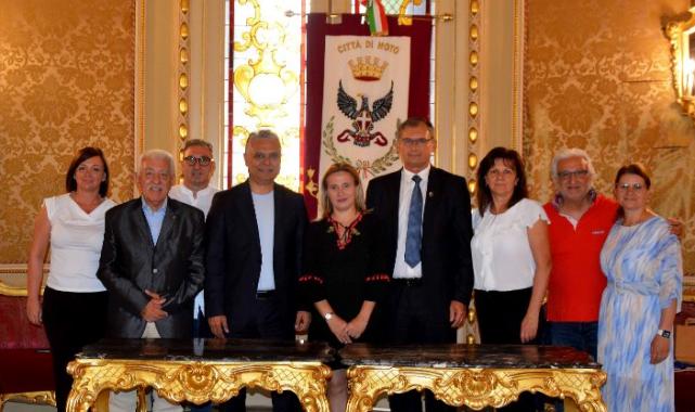 Antalya Çiçek Desenleri Festivali başlıyor