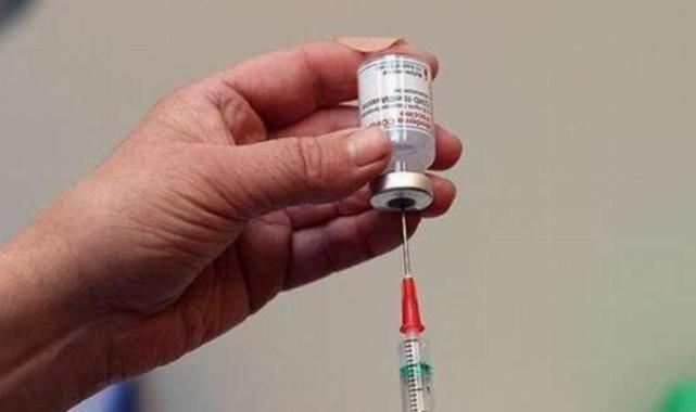 Aşılar ölüm riskini azaltıyor… Çocukluk çağı aşıları kalkan oluyor