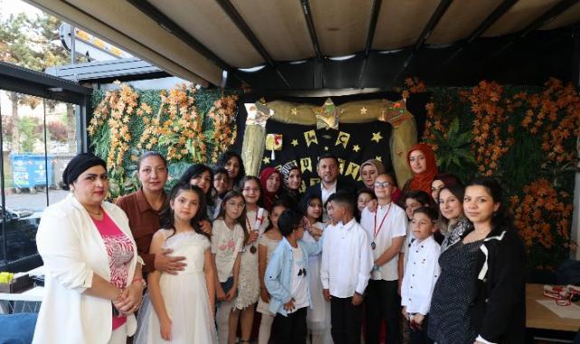 Başkan Arı önce mezuniyet programına ardından nikah törenine katıldı