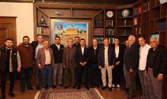 Başkan Arı’ya ziyaretler