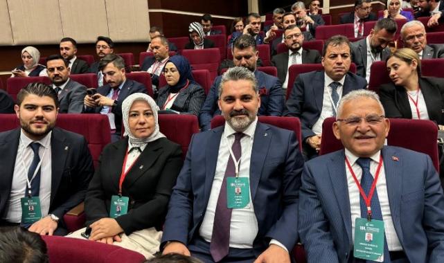 Başkan Büyükkılıç, Ak Parti Genişletilmiş İl Başkanları Toplantısı’na katıldı