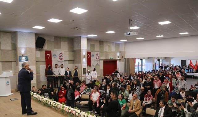 Başkan Büyükkılıç, özel gençlerin temsili askerlik kınasına katıldı