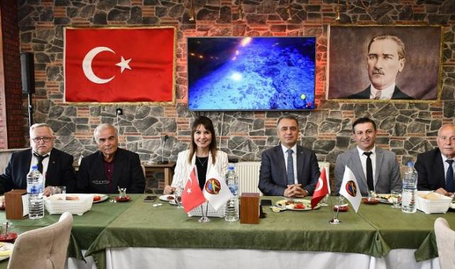 Başkan Nergiz Karaağaçlı Öztürk muhtarlarla buluştu