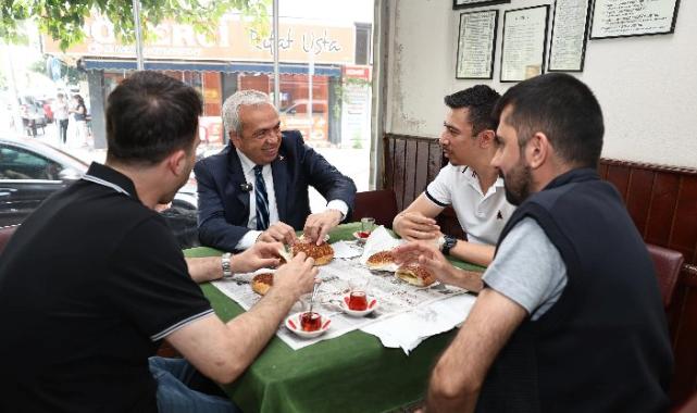Başkan Özdemir vatandaşlarla kahvaltıda buluştu