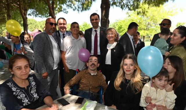 Başkan Zeyrek, ‘Engelsiz kardeşlerimin dertlerine çözüm olmak istiyorum’