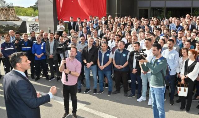 Başkan Zeyrek’ten memur ve sözleşmeli personele tavan ücret müjdesi