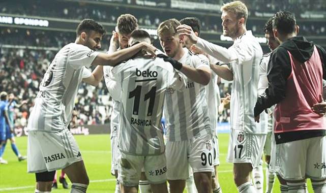 Beşiktaş 3-2 Çaykur Rizespor (Maç Sonucu) Kartal uzatmada 3 puanı kaptı!