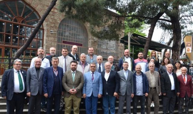 Bursa Cumhuriyet Caddesi’nde ‘esnaf buluşması’