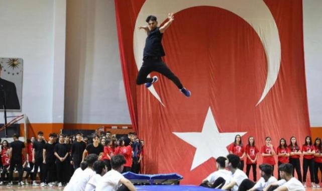 Bursa İnegöl’de 19 Mayıs coşkuyla kutlandı