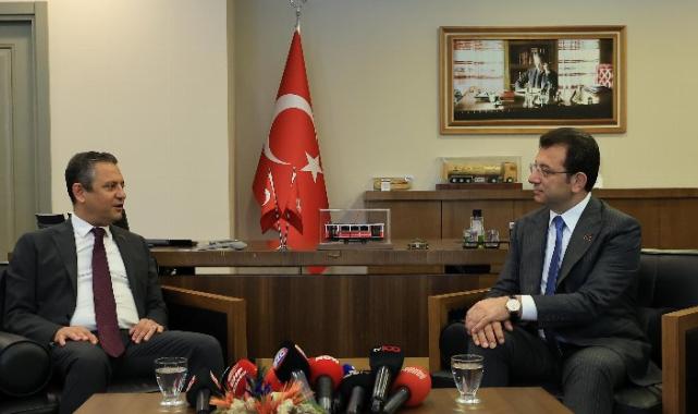 CHP Genel Başkanı Özel’den İmamoğlu’na tebrik ziyareti
