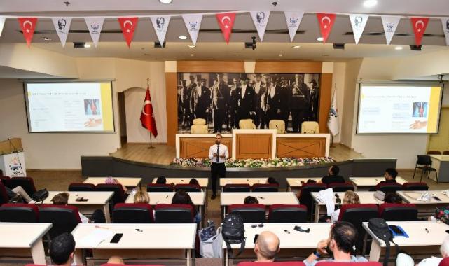 Çiğlili sporseverler sağlıklı beslenme seminerinde buluştu