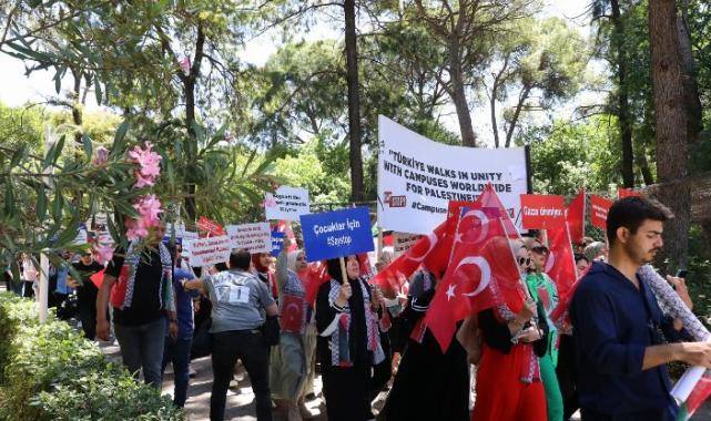 Dokuz Eylül’lü öğrencilerden Filistin dayanışması