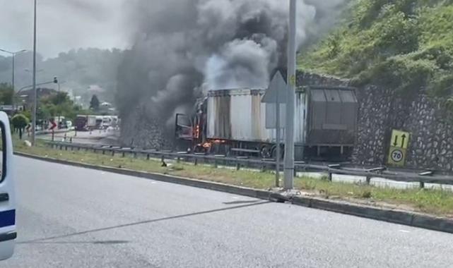 Düzce – Akçakoca yolunda tır alev aldı