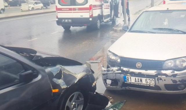 Düzce’de 3 aracın karıştığı kazada 4 kişi yaralandı