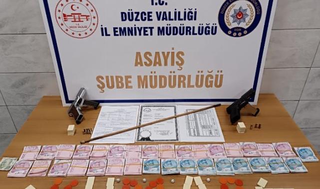 Düzce’de kumarhane baskını yapıldı