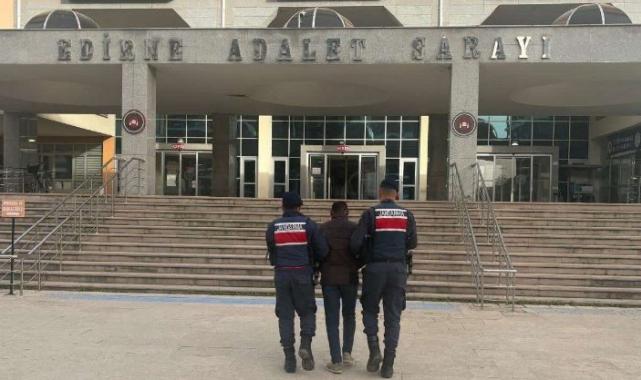Edirne Jandarması aranan dolandırıcıları yakaladı