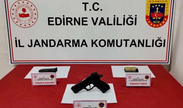 Edirne Jandarması kaçak silah ticaretini engelledi