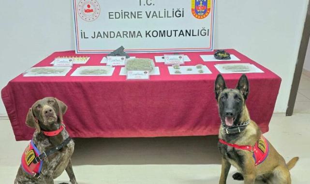 Edirne’deki operasyonda uyuşturucu madde tabanca ve fişek ele geçirildi