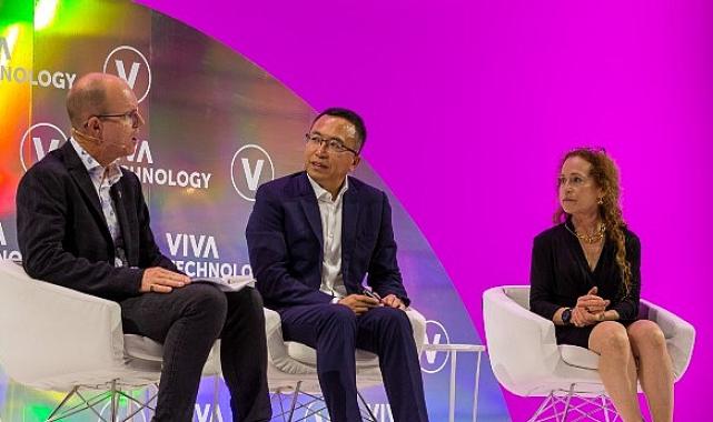 HONOR Dört Katmanlı Yapay Zeka Mimarisini Tanıtıyor! VivaTech 2024’te Daha Fazla Yapay Zeka Deneyimi için Google Cloud ile İş Birliği Yaptı