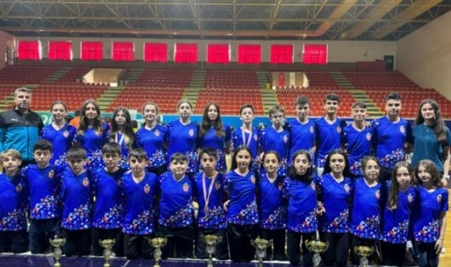 İnegöl Belediyespor Türkiye Şampiyonu oldu