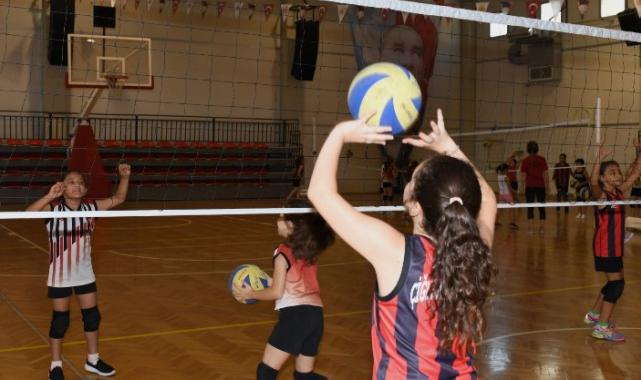 İzmir Çiğli’de ‘Yaz Spor’ heyecanı
