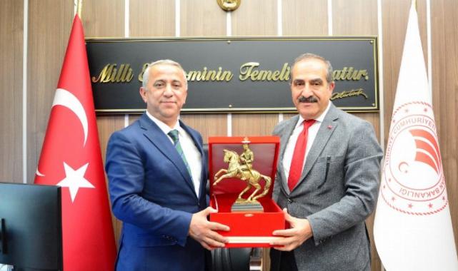 İzmir Samsun’a koçluk yapacak