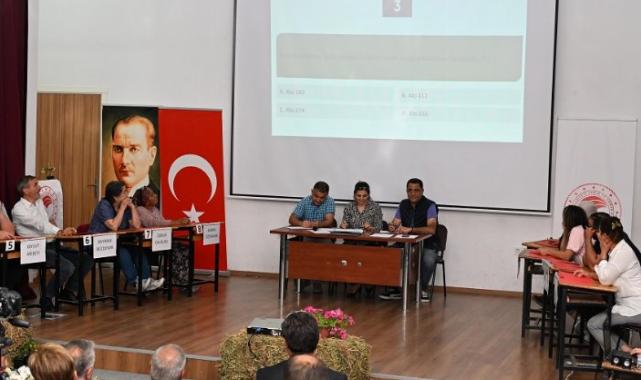 İzmir Selçuk’ta çiftçiler bilgilerini paylaştı