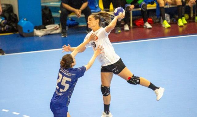 Kadınlar Süper Ligi’nde Armada Praxis Yalıkavak 2-1 öne geçti