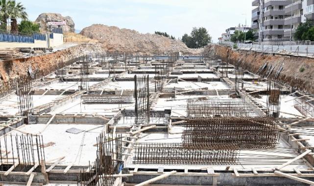 Karabağlar’da Yeşilyurt Pazaryeri çalışmaları hızla sürüyor