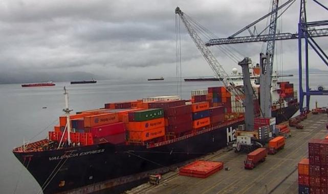 Kocaeli’de gemi kazası sonrası kapatılan rıhtım yeniden açıldı