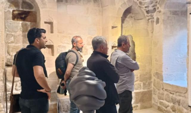 ‘’Kutsal İnsan ve Çıplak Hayat Sergisi’’ Mardin’de sanatseverler ile buluştu