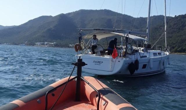 Marmaris’te karaya oturan tekne kurtarıldı