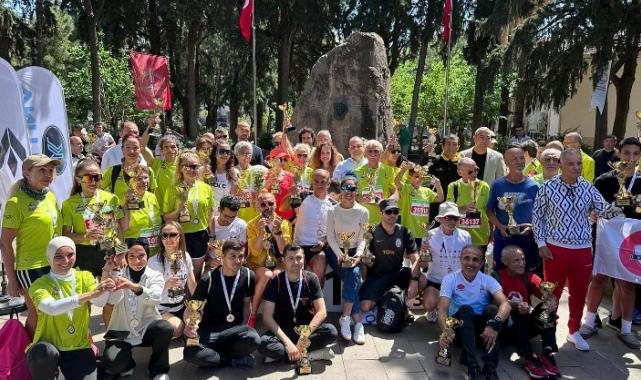 Özlem Işık, Zübeyde Hanım Koşusu’nda kupa kazandı