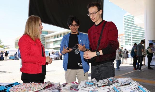 Selçuklu Belediyesi, “SİM” ile Kariyer Fuarı’na katıldı