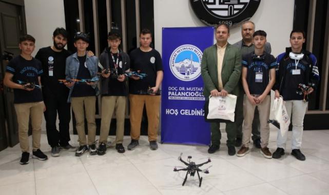 Teknofest’e yakışır projeler Melikgazi Belediyesi’nde jüri karşısına çıktı