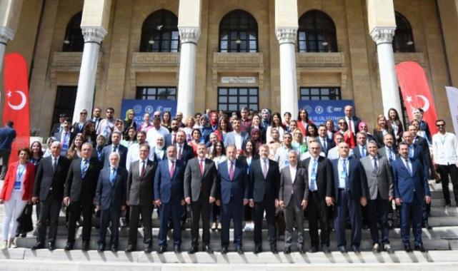 Türkçe dil eğitiminde ‘iyi uygulamalar’ anlatıldı