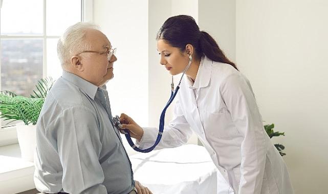 Türkiye’de 1.445 Hasta Kalp Nakli Bekliyor