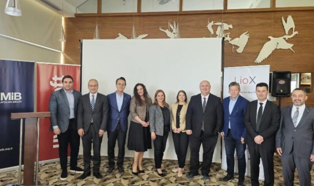 Uyumsoft ve MİB iş birliğinde işletmeler için dijital dönüşüm ve Endüstri 4.0 konuşuldu