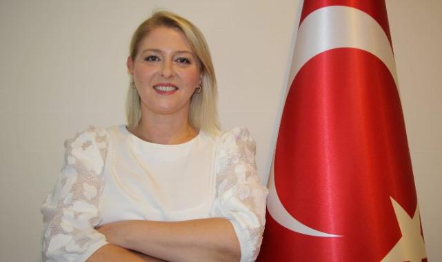 Uzunköprü’de afiş tartışması: Özlem Becan’dan yanıt geldi