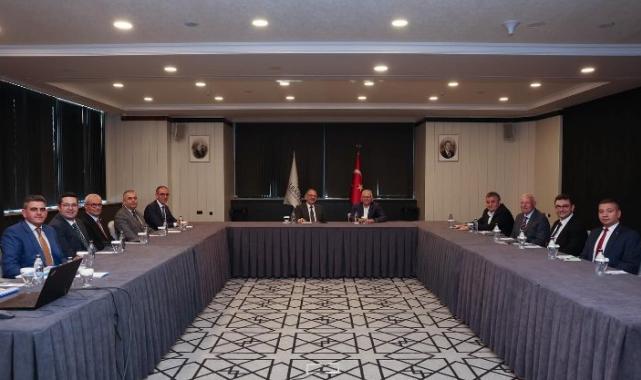 Başkan Büyükkılıç’tan Bakan Özhaseki’ye ziyaret