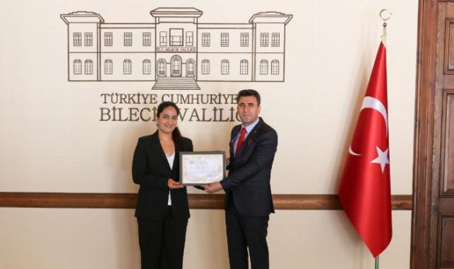 Bilecikli Hale öğretmen fark yarattı