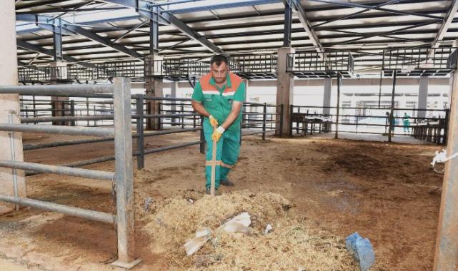 Bursa Osmangazi’de pazarlar temizlendi