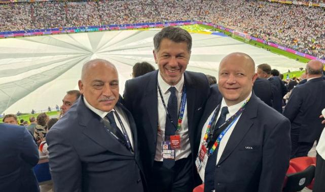 Büyükekşi, EURO 2024 açılışı öncesi FIFA ve UEFA başkanları ile buluştu