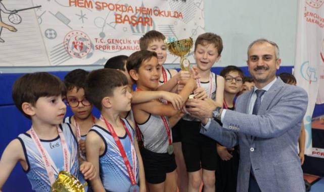 Çayırova’nın minik jimnastikçiler başarı kürsüsünde