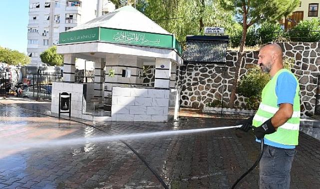Çiğli Belediyesi Bayram Öncesi İbadethane Temizliğini Artırdı